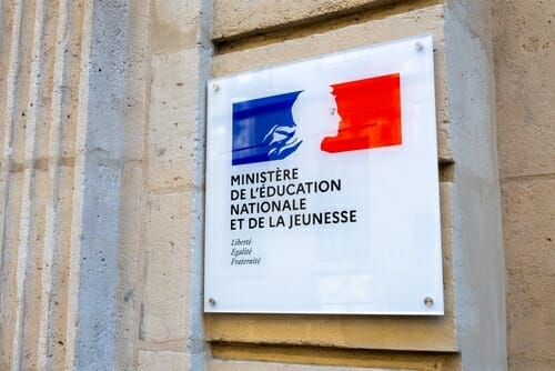 フランス語教室F10が、独学でフランス語を学ぶ人に知らないと困るフランス語を提供!さあ、フランス語の世界へ飛び込もう! 知らないと困るフランス語de勉強 知らないと困るフランス語de勉強
